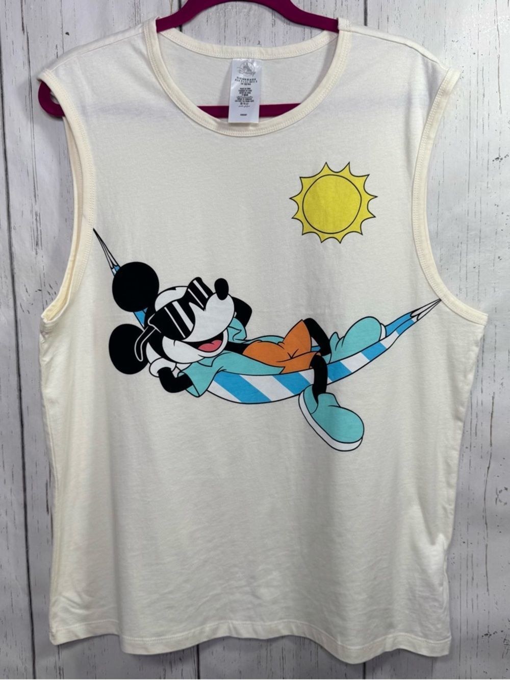 Disney Mickey Mouse Graphic Tank Top Vacation Summer Beach Tee Beachy Size M
